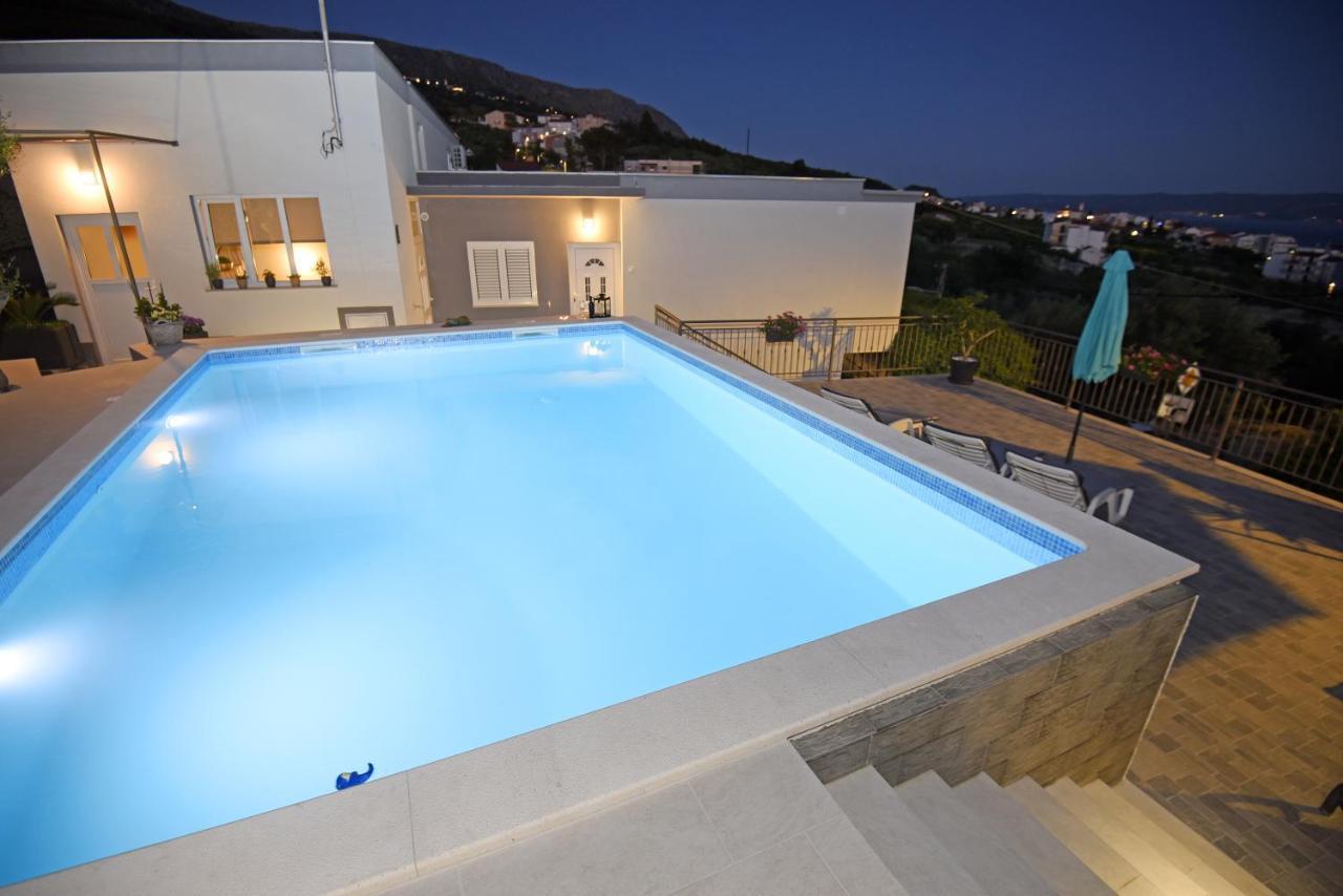 Apartments Lidija - Sea View Apartment With Exclusive Right Of Using Hot Tub Or Split Level Apartment With Exclusive Right Of Using Pool Podstrana Buitenkant foto