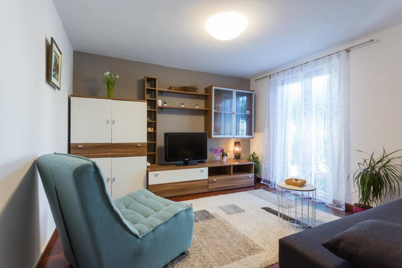 Apartments Lidija - Sea View Apartment With Exclusive Right Of Using Hot Tub Or Split Level Apartment With Exclusive Right Of Using Pool Podstrana Buitenkant foto