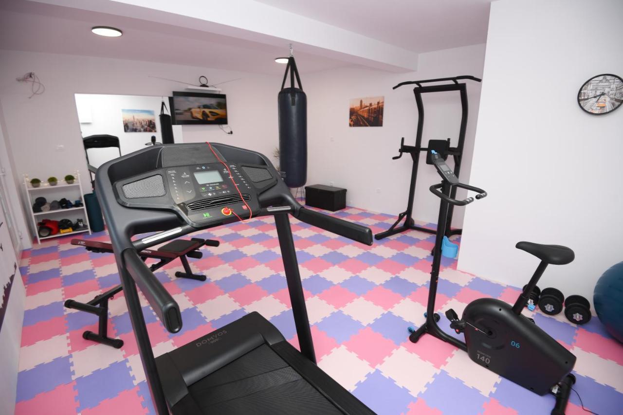 Apartments Lidija - Sea View Apartment With Exclusive Right Of Using Hot Tub Or Split Level Apartment With Exclusive Right Of Using Pool Podstrana Buitenkant foto
